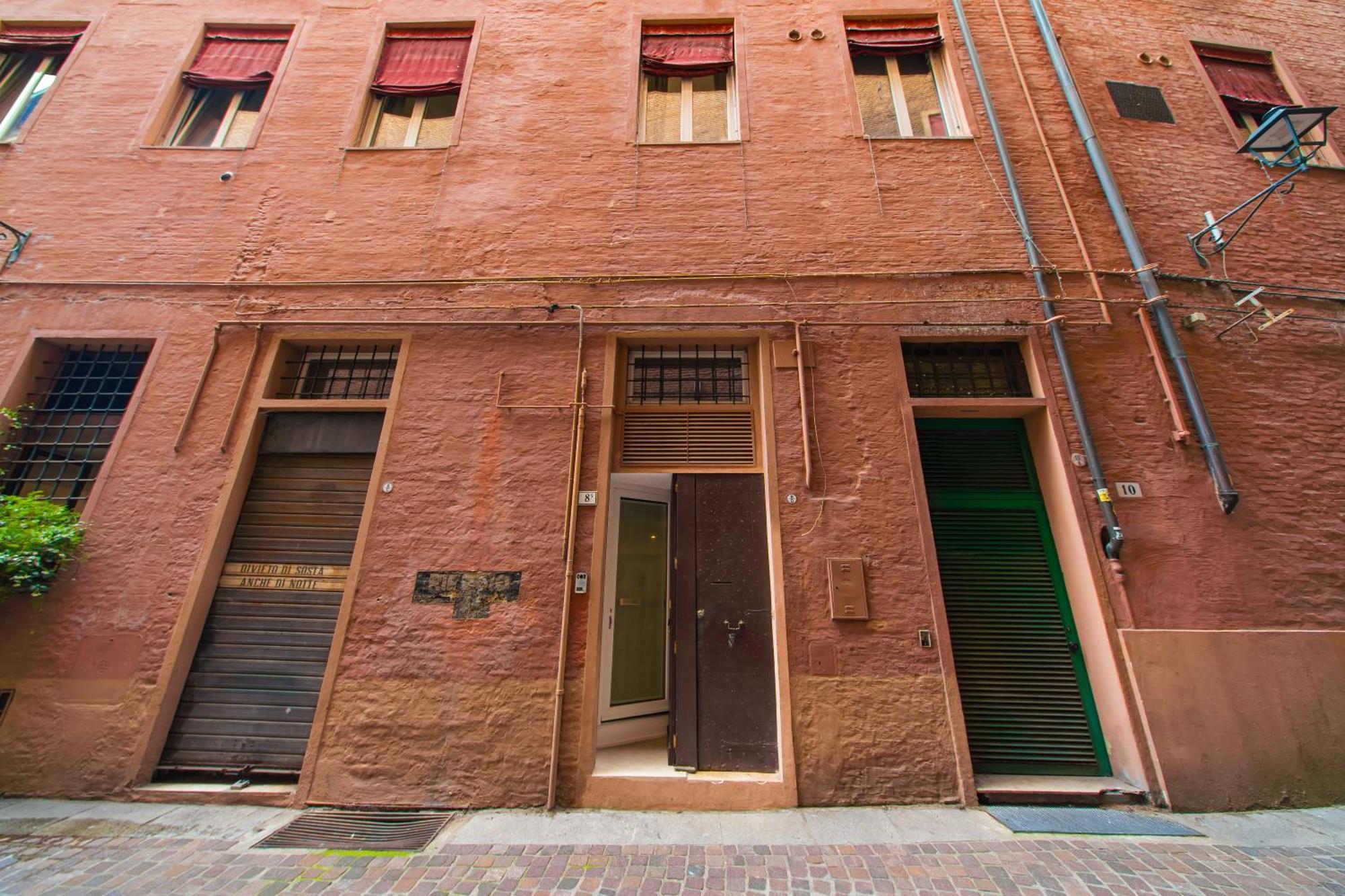 Lilli House - Suite In The Heart Of Bologna Exterior photo